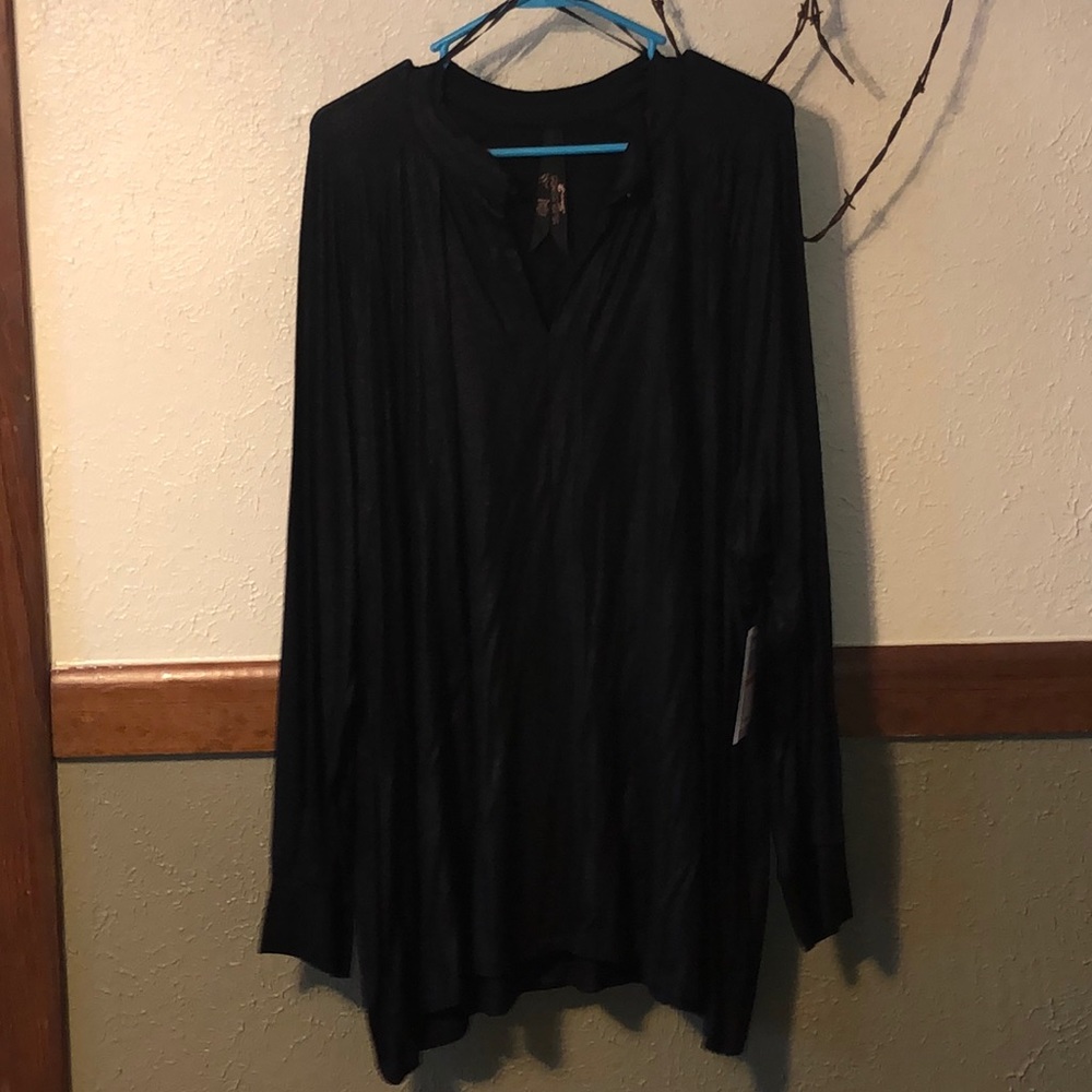 BNWT Melissa McCarthy blouse